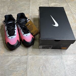 Air Max DN8 Black Bright Crimson GS Shoe Size 7Y HF7310-400 NWT